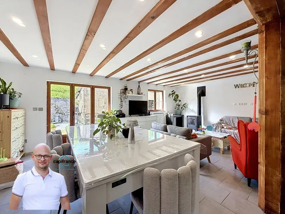 Salle à manger - Maison avec Jardin et Dépendances à Saint-Béron