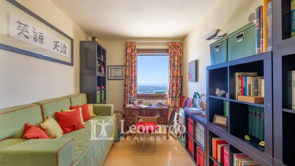 Bureau - Villa with Sea View in Massarosa