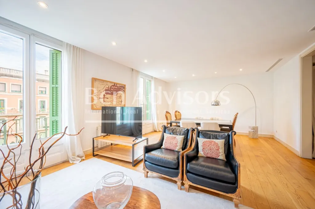 Elutuba - Renovated Apartment with Balcony in Dreta de l'Eixample