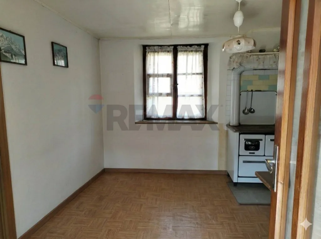 Cucina - Rustic-Style House with Terrace in Cesiomaggiore