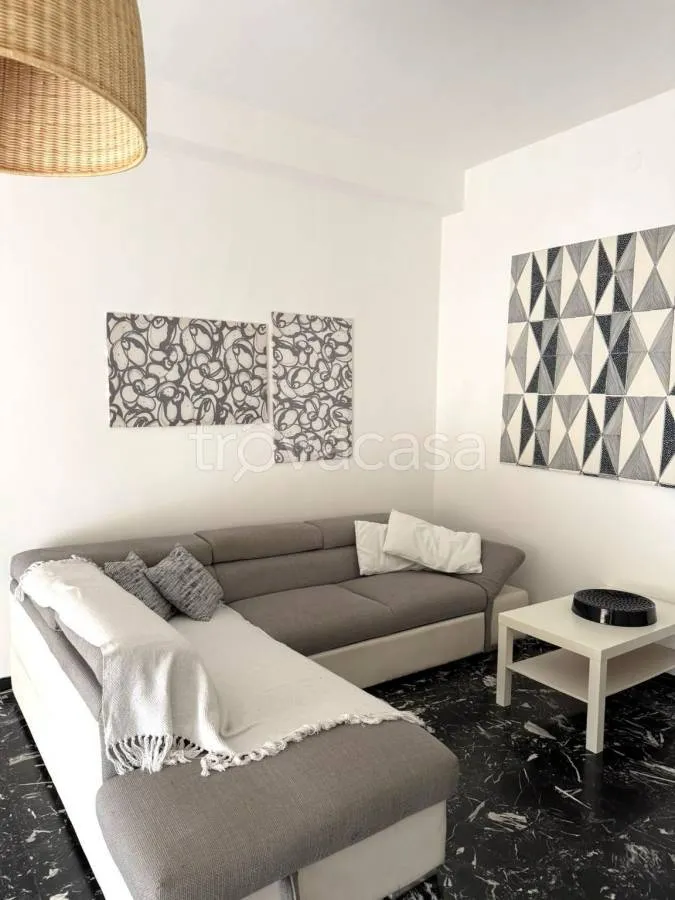 Central Apartment with Balcony in Modena
