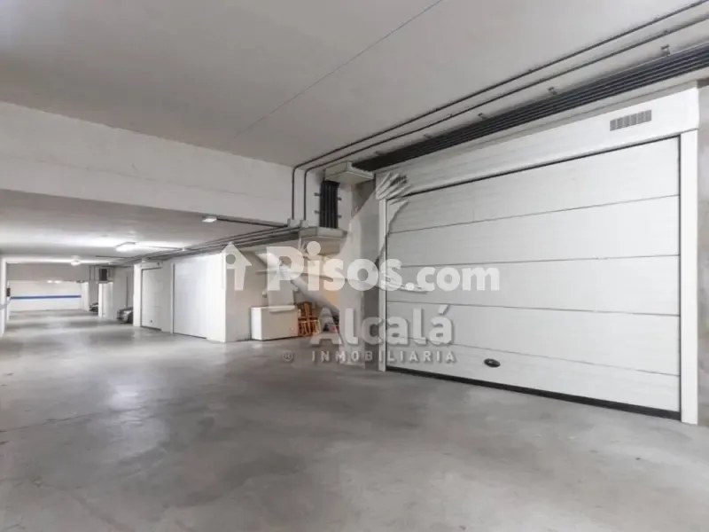 Garage - Adosado with Jacuzzi in Torrejón del Rey