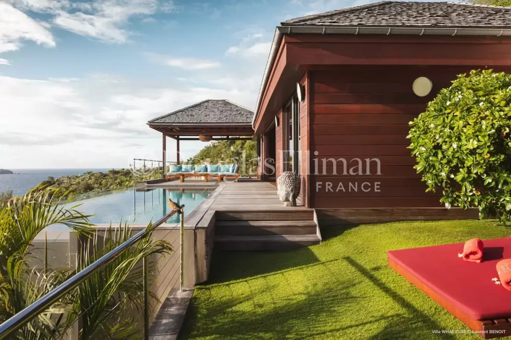 Bassein - Villa with Panoramic Views in Pointe Milou