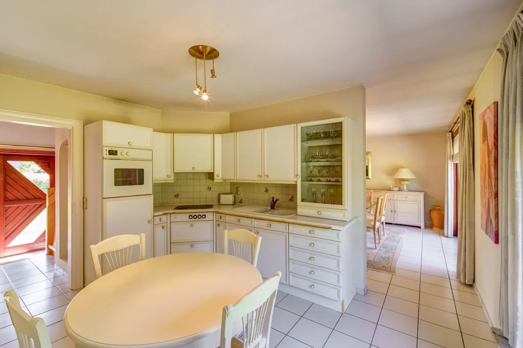 Cucina - House with Large Garden in Tremelo