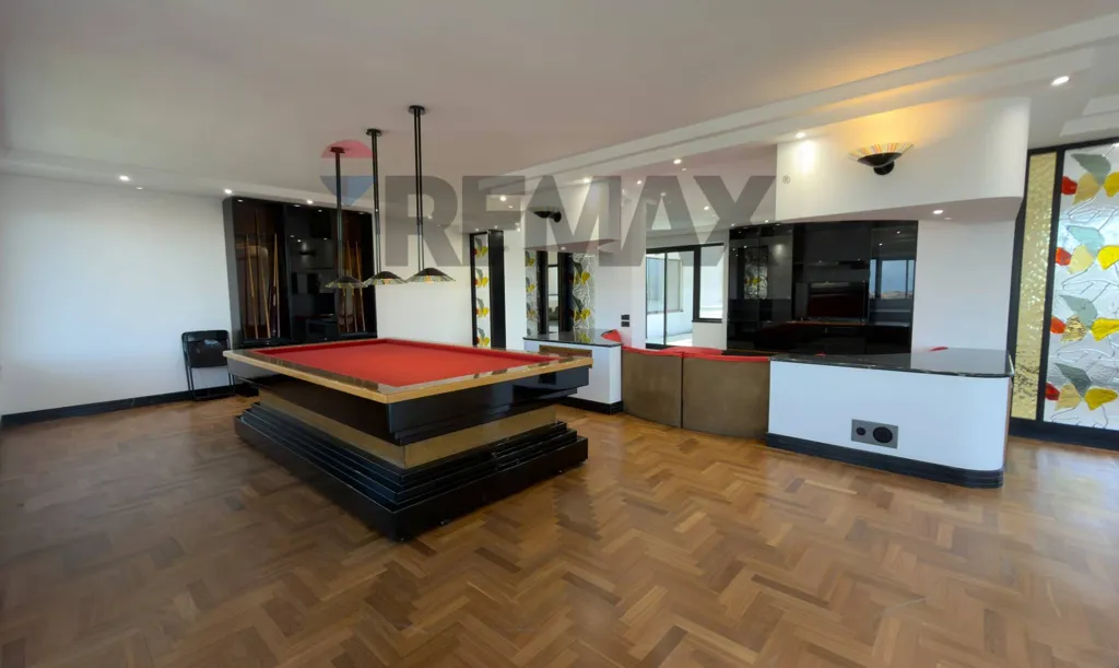 Toad - Luxury Penthouse with Vesuvio View in Villaricca