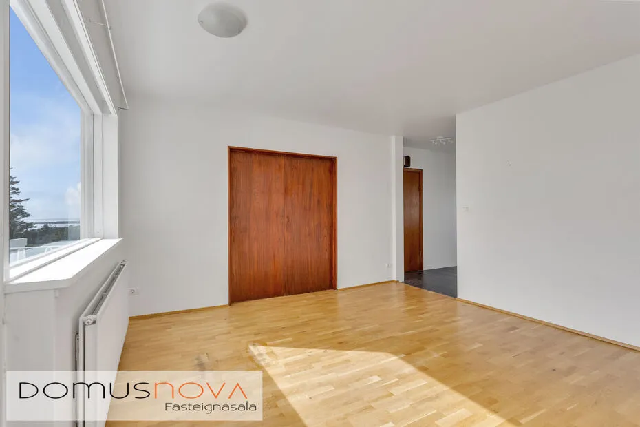 Appartement 6 pièces à Seltjarnarnes