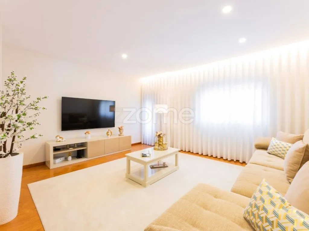 Elutuba - Luxury House with Garden in Vimieiro, Braga