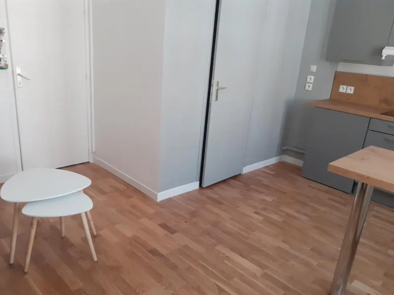 Cocina - Studio Apartment near Shops in Appartement