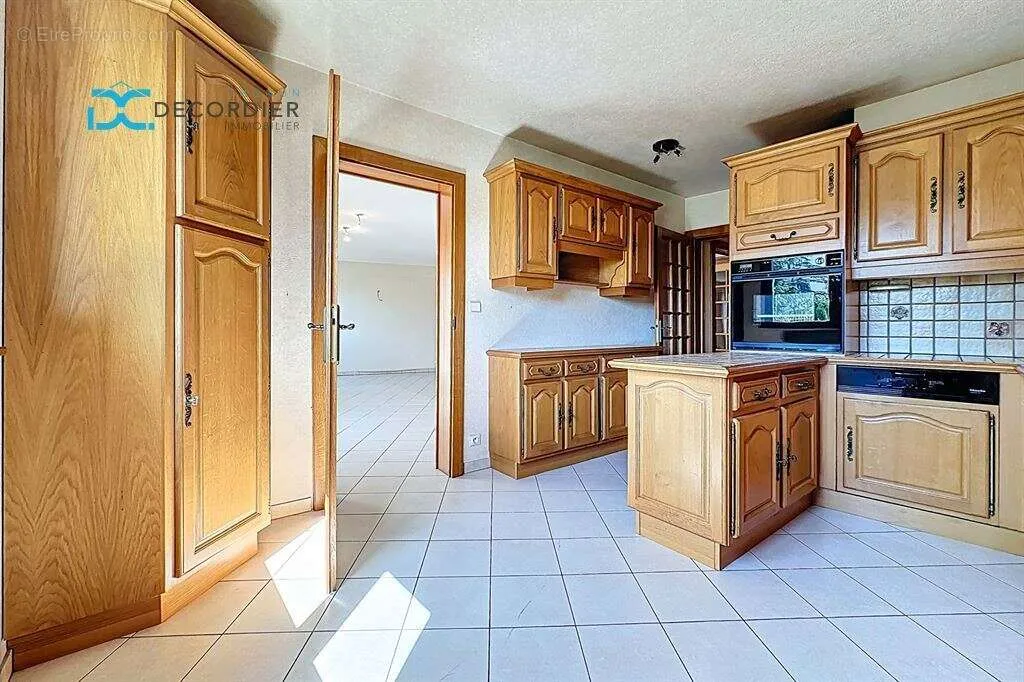 Cuisine - Appartement Traversant avec Vue Lac à Thonon-les-Bains