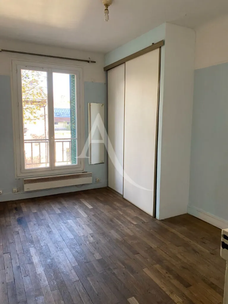 Stanze - Studio with Kitchen near Clignancourt, Saint-Ouen
