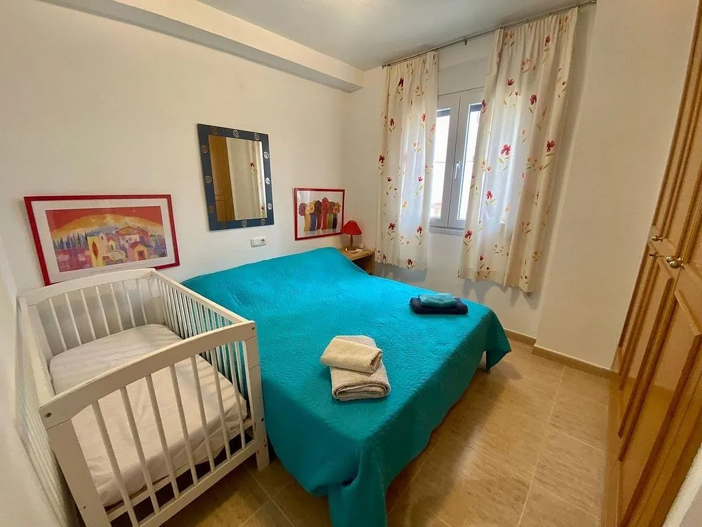 Magamistoad - Spacious Apartment with Sea View in Caleta