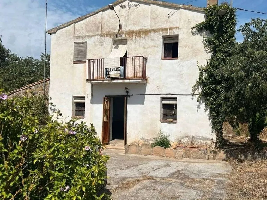 Välivaade - Rustic Masia with Finca in Vall-llebrerola
