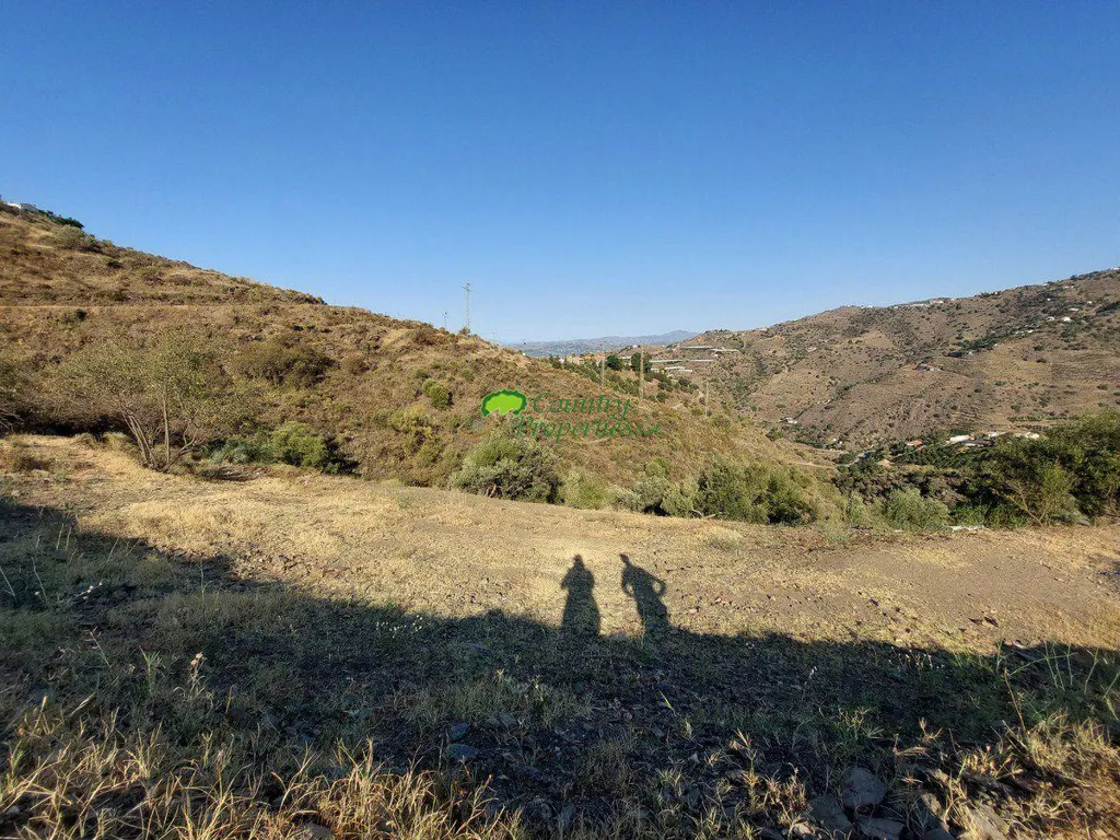 Giardino - Rustic Plot with Views in Sayalonga