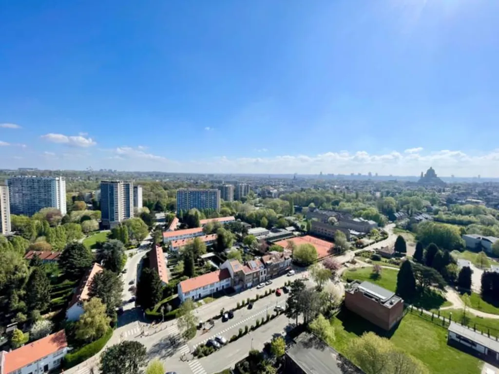 Õhuvaade - Apartment with City View in Ganshoren