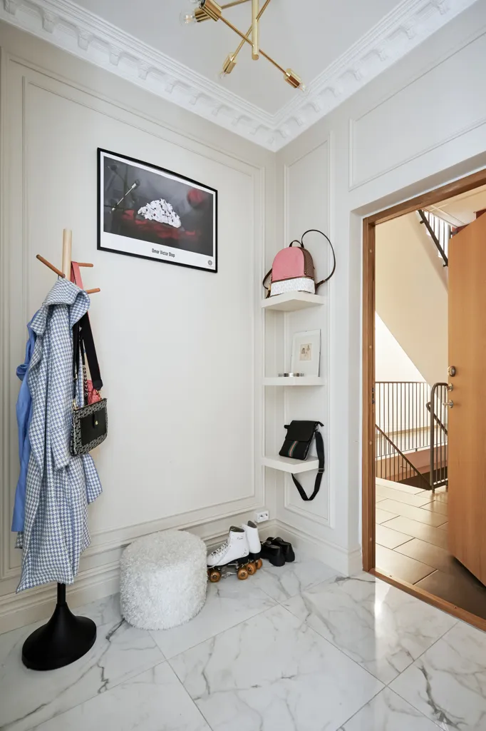 Hallway - Renovated Apartment with Balcony in Borås