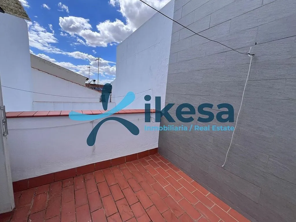 Terrasse - Terraced House to Renovate in Santiponce