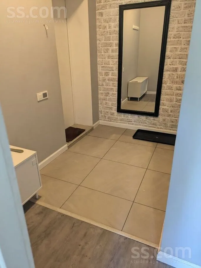 Entrée - Renovated Apartment with Garden in Riga Centre