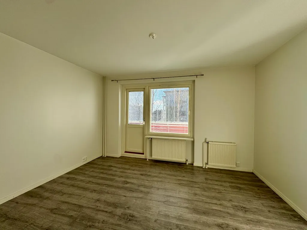 Toad - Modernised Apartment with Balcony in Tornio
