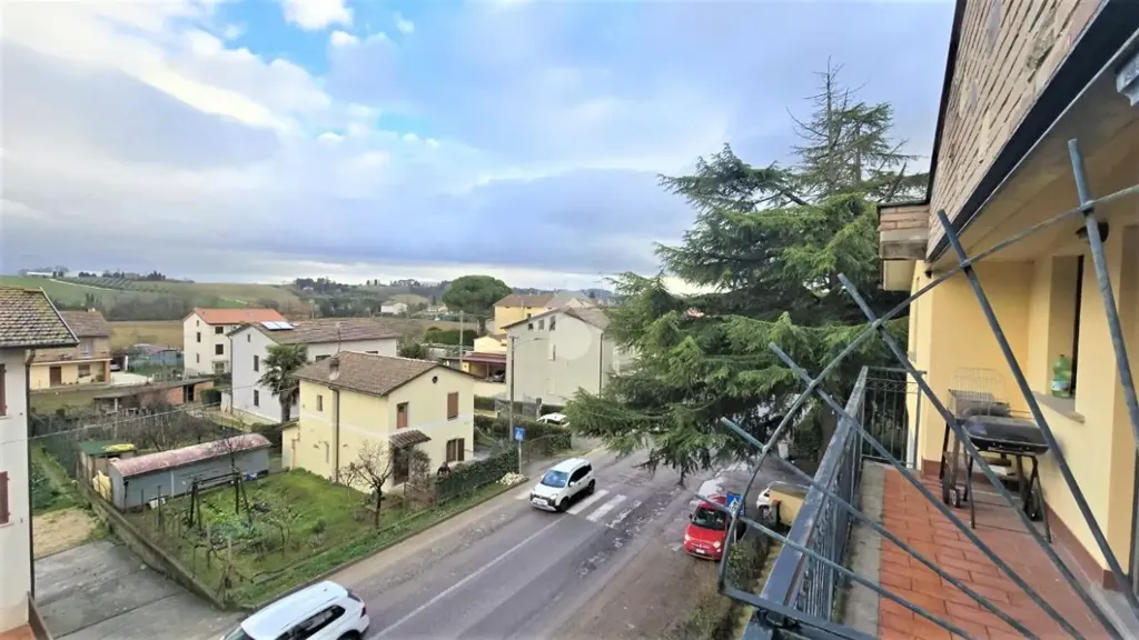 Balcony - Modern Apartment with Balcony in Perugia