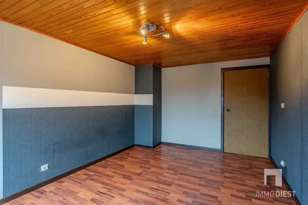 other_room
