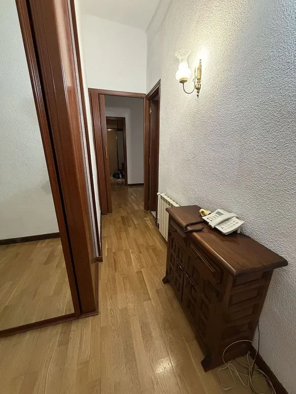 Entrée - 3-Bedroom Flat with South Orientation in Chamberí