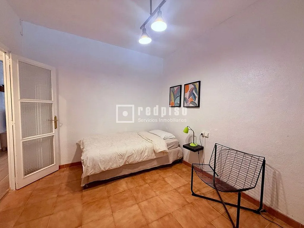 Chambres - Furnished Flat with Balcony in El Botànic, Valencia
