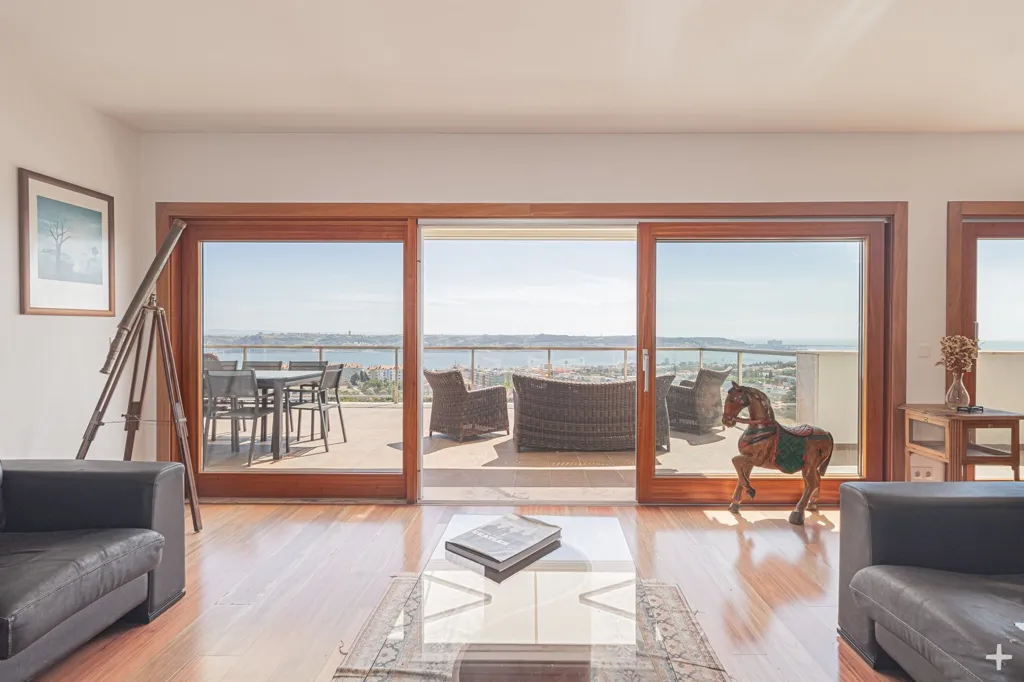 Séjour - Duplex Apartment with Tejo View in Lisbon