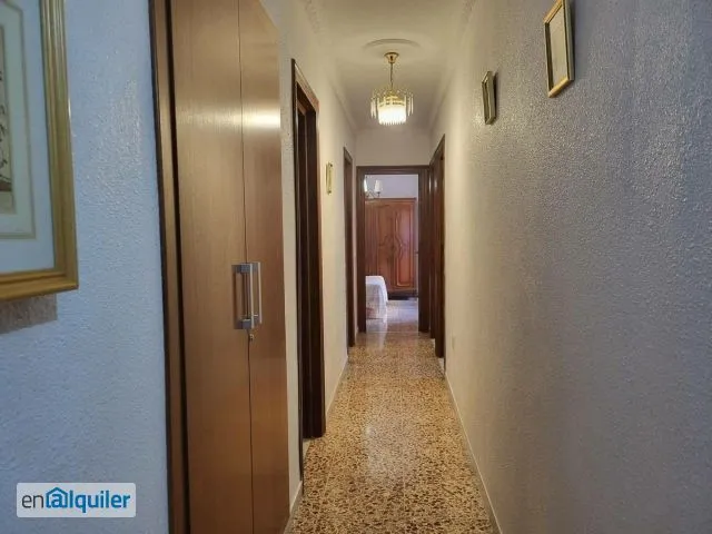 Entrée - Student Flat with Balcony in Almeria