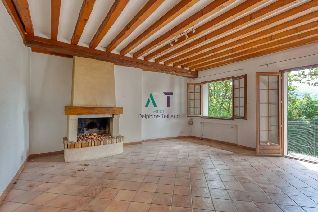 Séjour - T3 à Rénover avec Balcon au Haut-Meylan