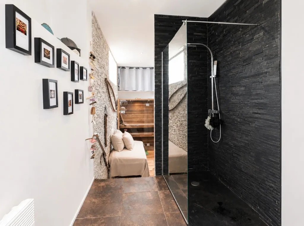 Vannitoad - Architect's Loft in Historic Mill, Marseille
