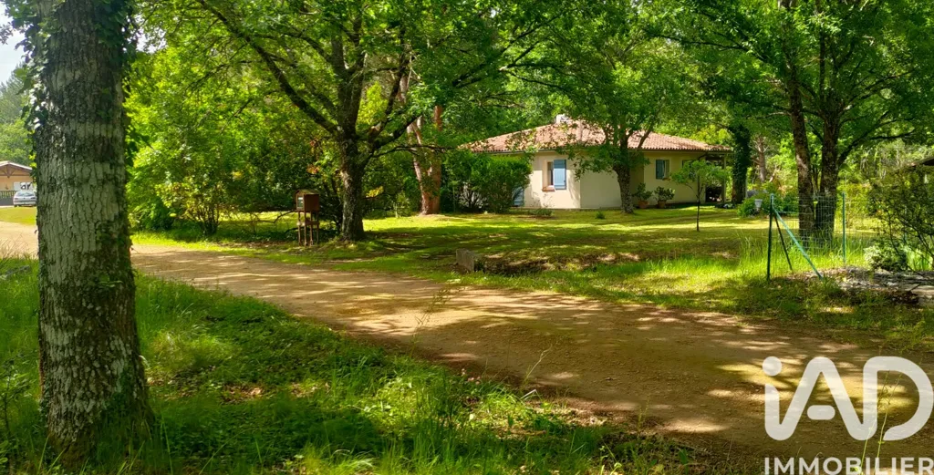 Aed - Charming House with Jacuzzi in Garein