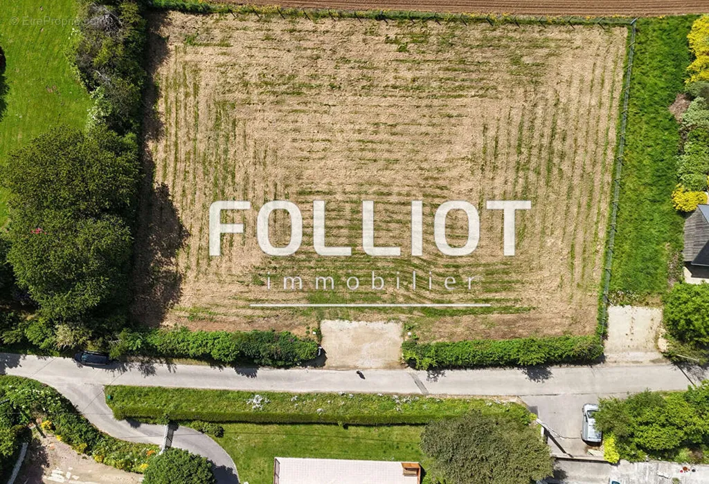 Vue aérienne - Terrain Viabilisé à Saint-Germain-le-Gaillard près des Pieux