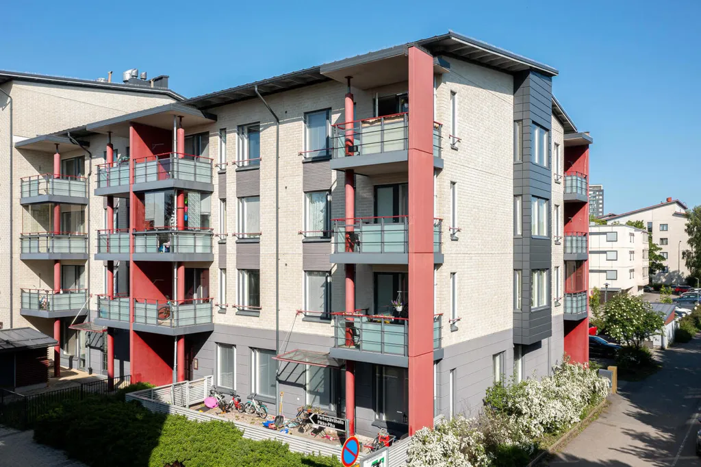 Exterior - Comfortable Flat with Balcony in Järvenpää Centre