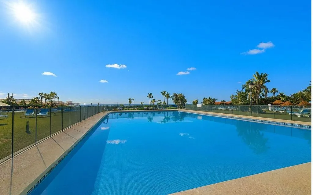 Bassein - Penthouse with Pool in Puerto Cabopino