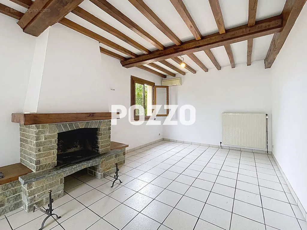 Soggiorno - Detached House with South-Facing Terrace near Caen