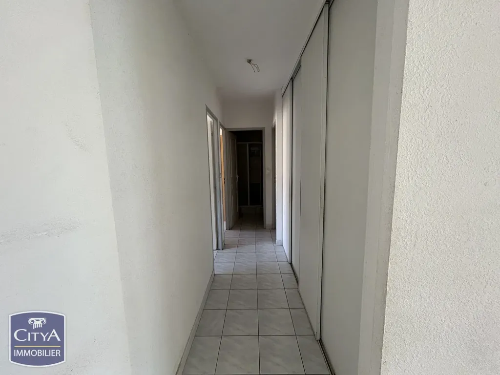 Esik - Charming 4-Piece House in Béziers