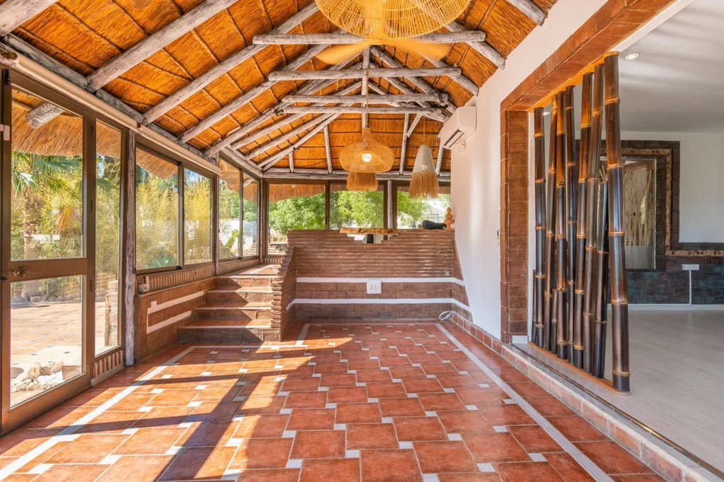 Terrass - 7-Bedroom Villa with Mountain View in Mijas