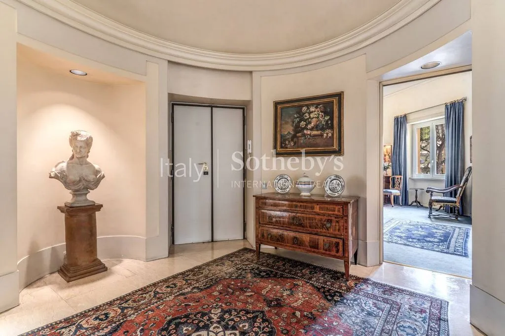 Entrée - Luxury Flat with Park View in Rome