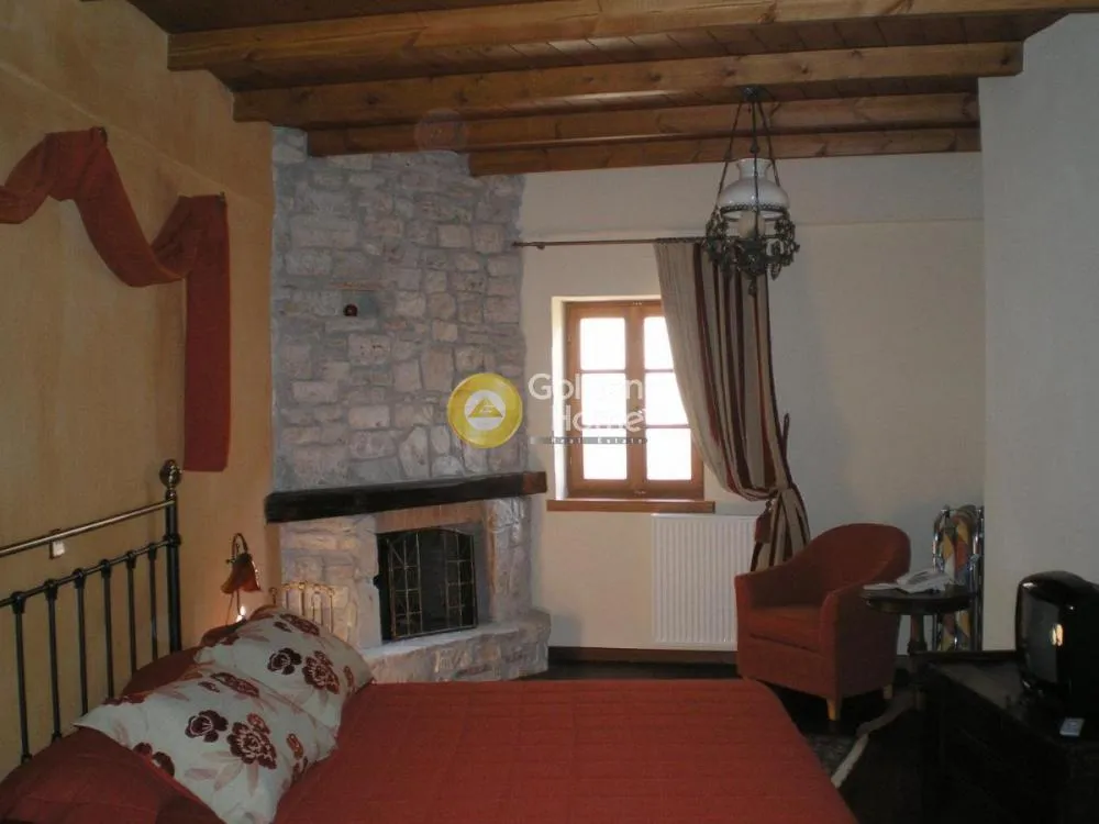 Elutuba - Traditional Hotel with Mountain View in Kalarrites