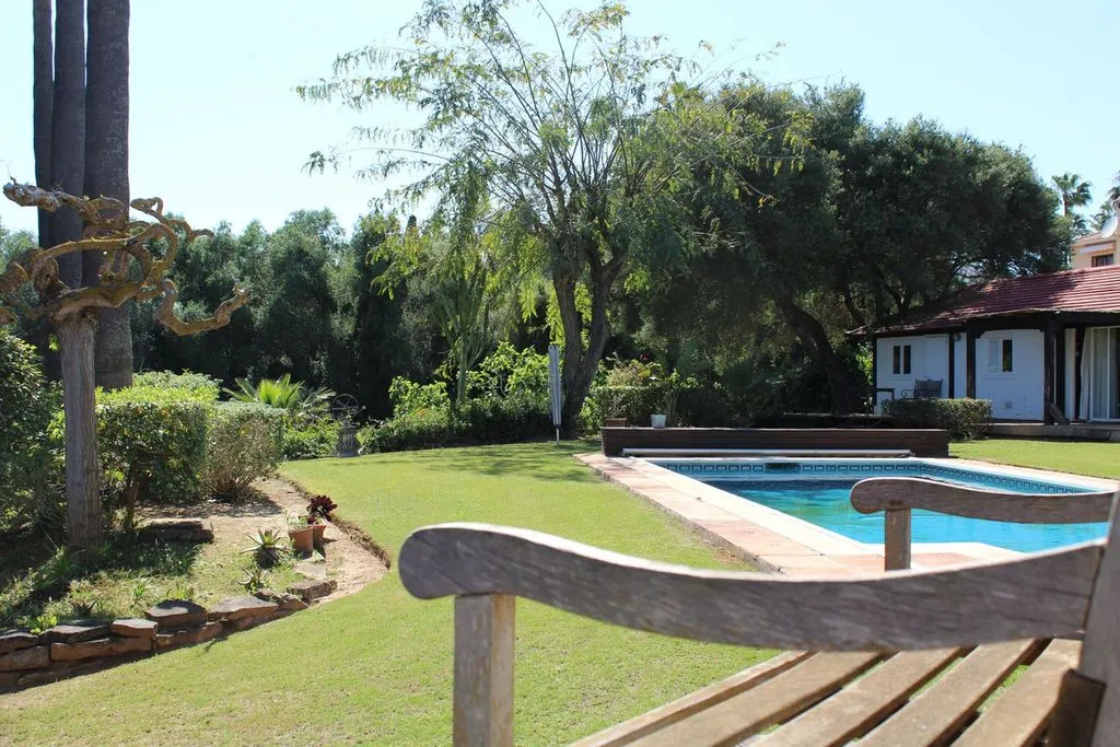 Piscine - Chalet with Pool and Terrace in Sotogrande Costa