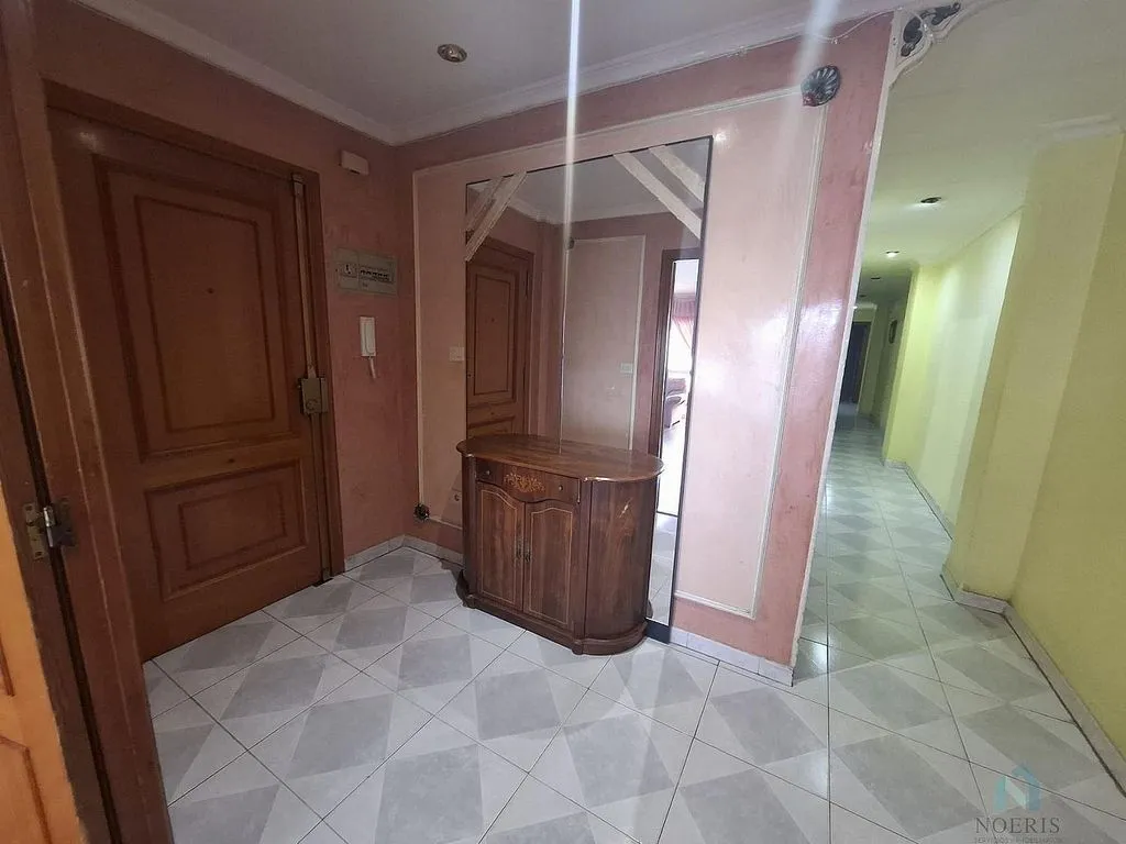 hallway_entrance