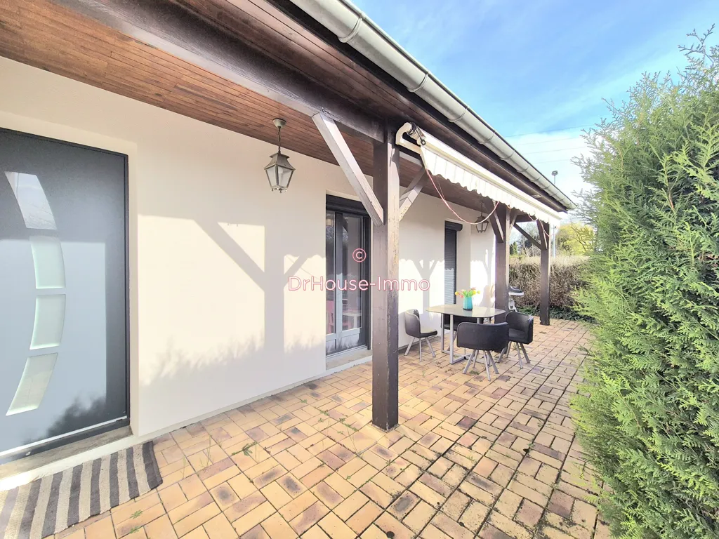Terrace - Spacious House with Garden in Saint-Rémy