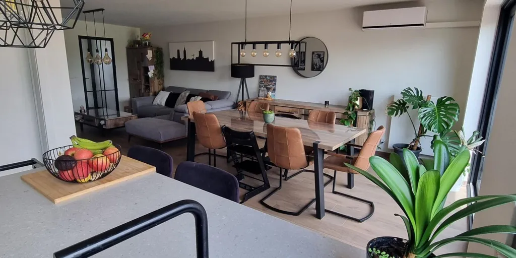 Salle à manger - Rijwoning Énergétique avec Vue sur les Champs à Evergem