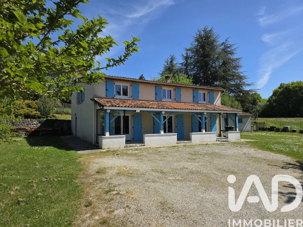 Detached House with Large Garden in Pranzac