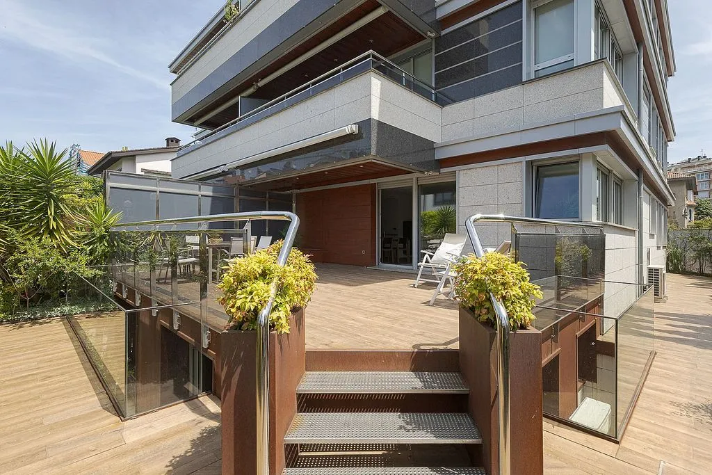 Terrass - Duplex with Terrace in Ondarreta