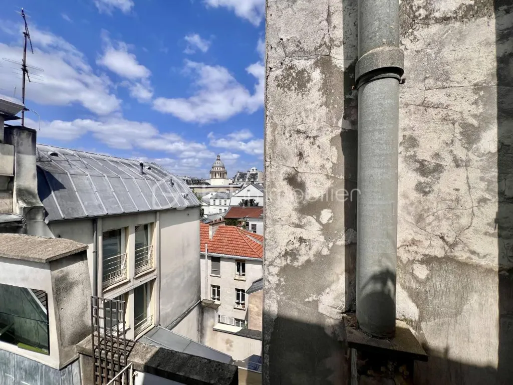 Balcon - Appartement T2 Sud avec Vue Dégagée à Paris