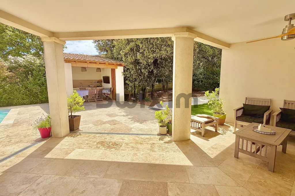 Terrasse - Villa de 2013 avec Piscine à Collias
