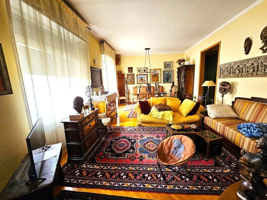 Soggiorno - Penthouse with Panoramic Views in Bologna