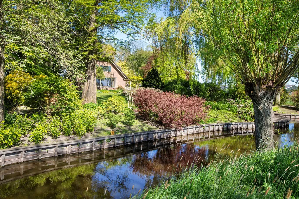 Aed - Charming Landhouse with Parkland in Linschoten