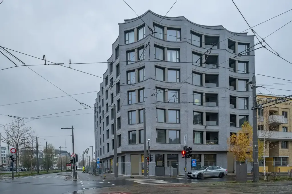 Välivaade - Commercial Spaces in Antwerp's Cadixwijk